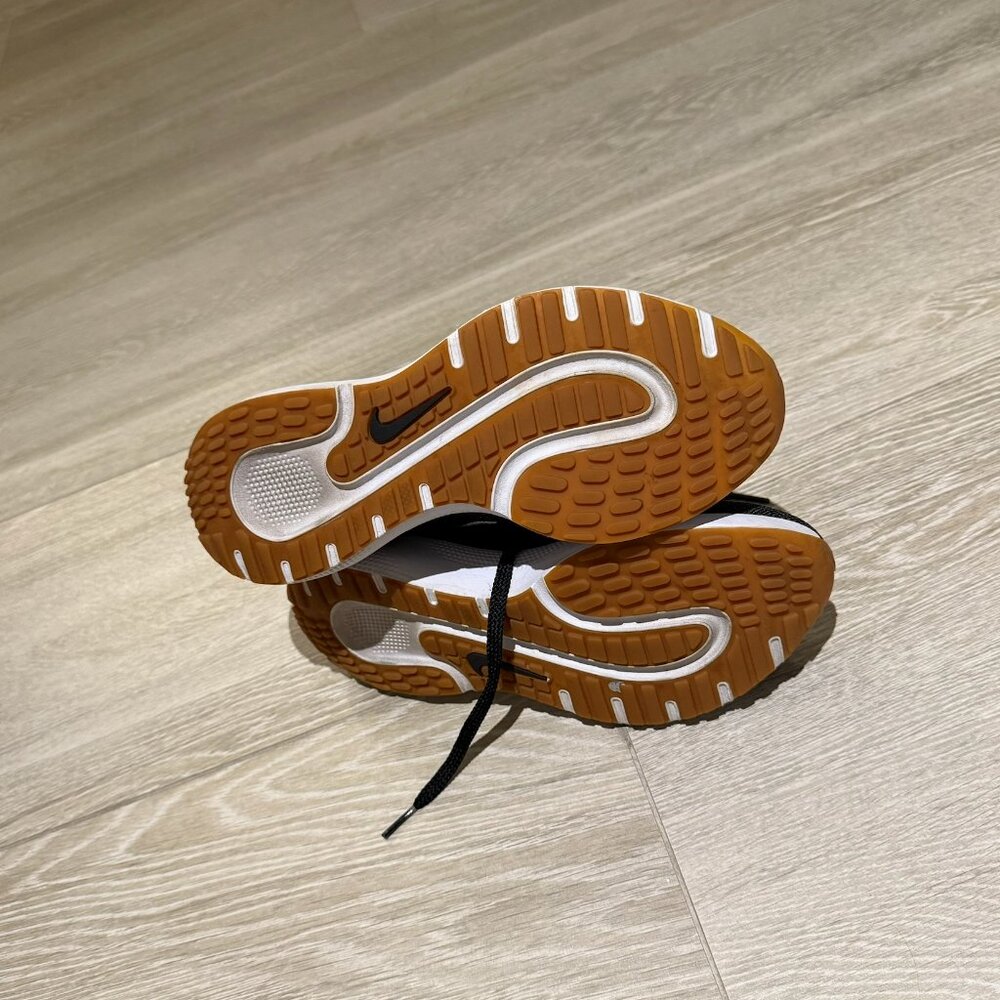 Nike(Wmns) React Escape Run Flyknit 'Black White'… - image 7